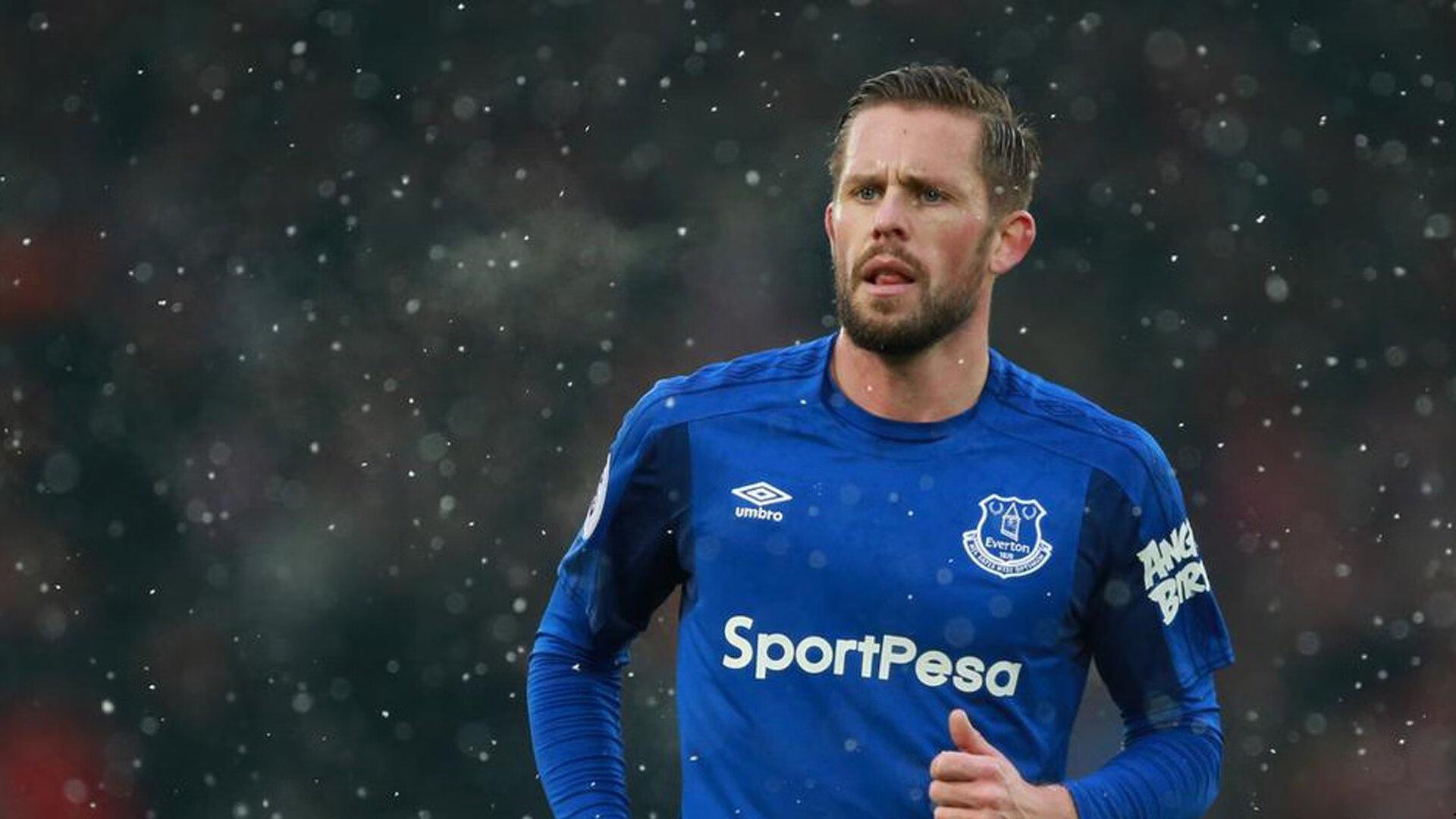 28岁生涯十字路口，欧文会成为下一个德隆吗？