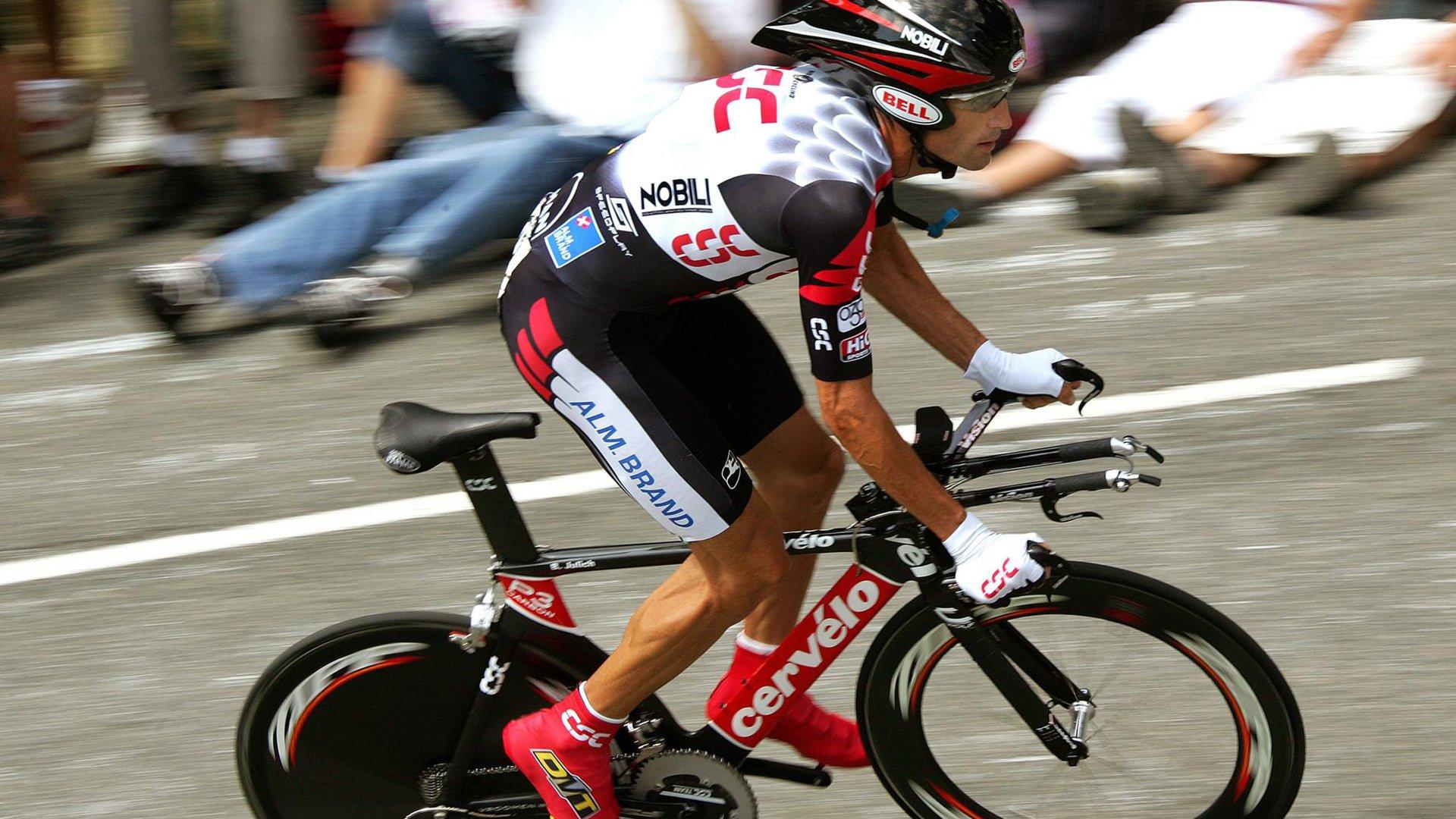 萨巴伦卡盛赞网坛长青传奇,德约科维奇领衔,体育运动已无年龄疆界